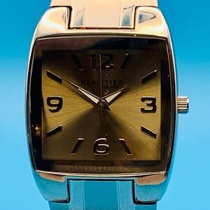 REALITIES Men’s Fashion Quartz Bracelet Wristwatch Japan Movement Working Cond